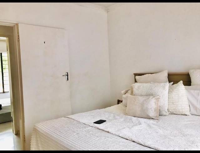 3 BEDROOM HOUSE FOR SALE IN DAWN PARK